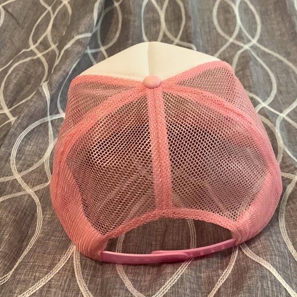 Skater girl trucker hat - Picture 3 of 9